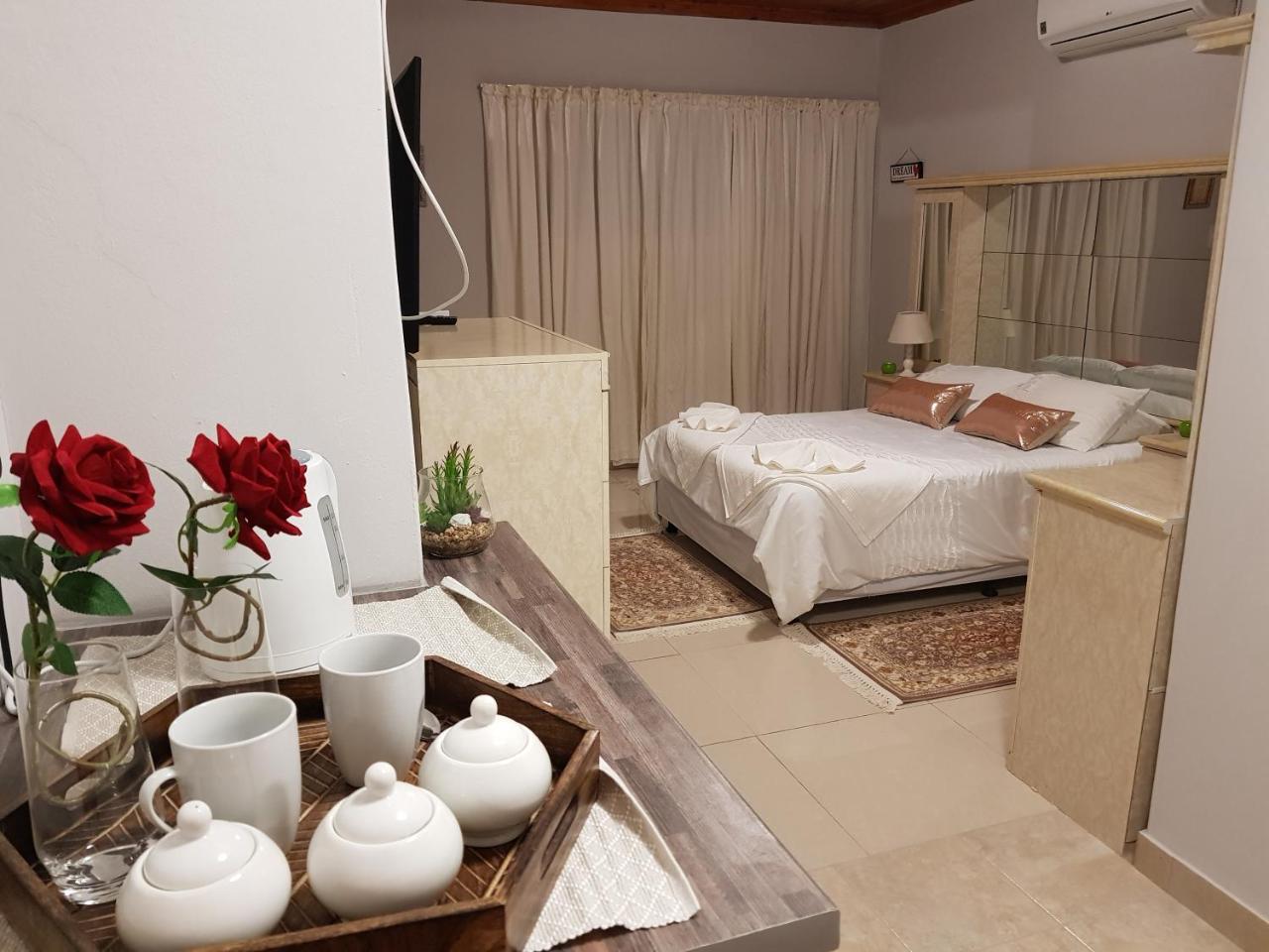 Ry Courtyard Hotel Oshakati Екстериор снимка